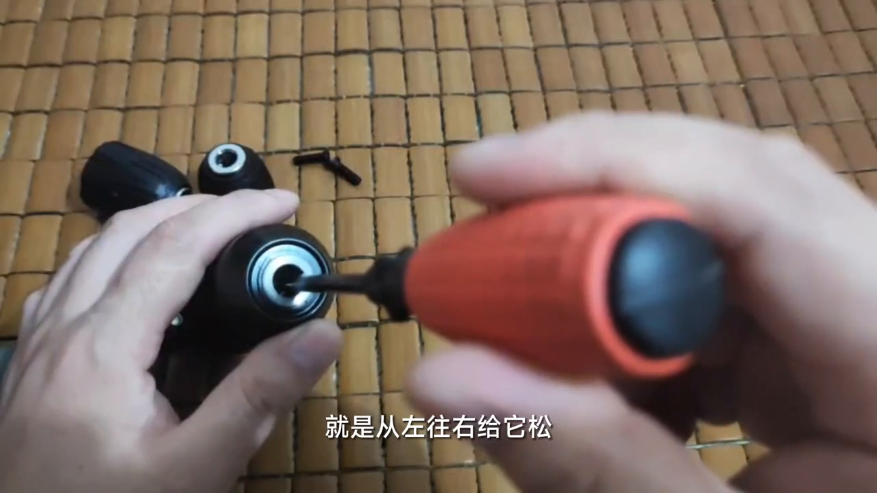 手电钻夹头怎么更换钻头_手电钻换夹头_手电钻换夹头